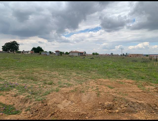 1,471M² VACANT LAND FOR SALE IN KAYDALE